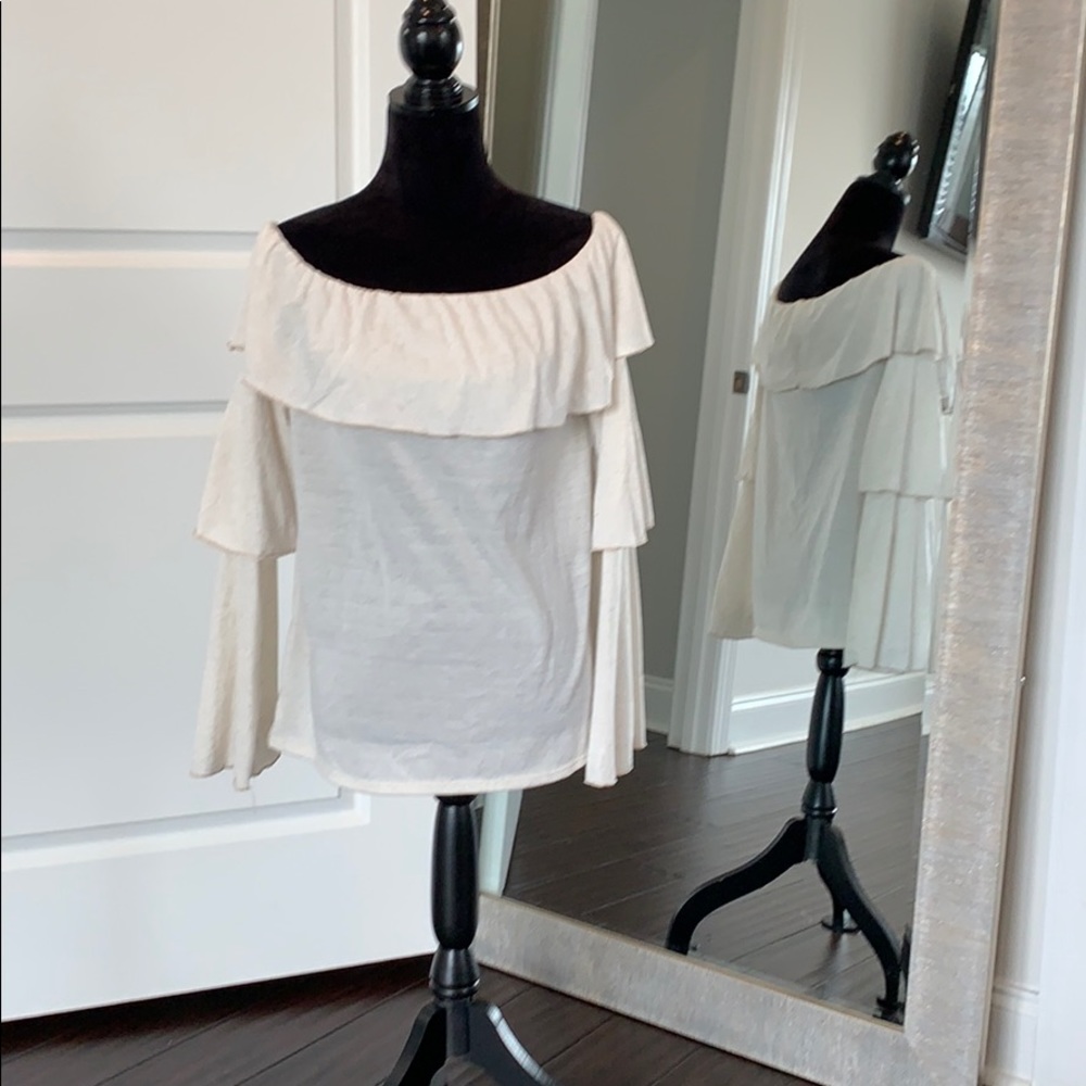 Off the shoulder knit shirt